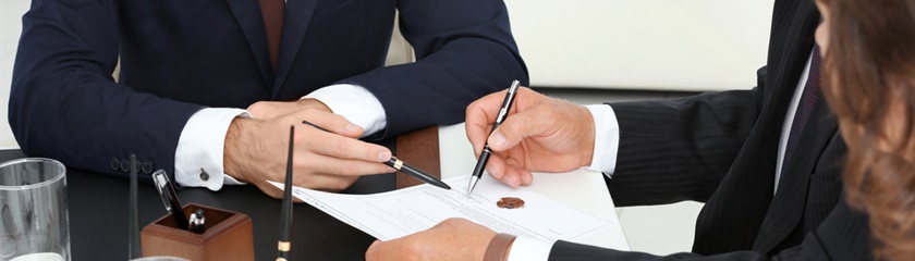 Heb je altijd een notaris nodig om vastgoed te kopen en wat is de rol van de notaris precies?